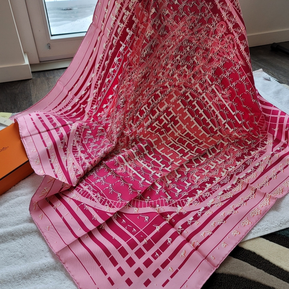 Hermes Carre Ginza Special Silk Scarf - Pink - Picture 2 of 10